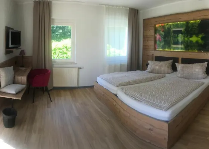 Am Kunnerstein Отель